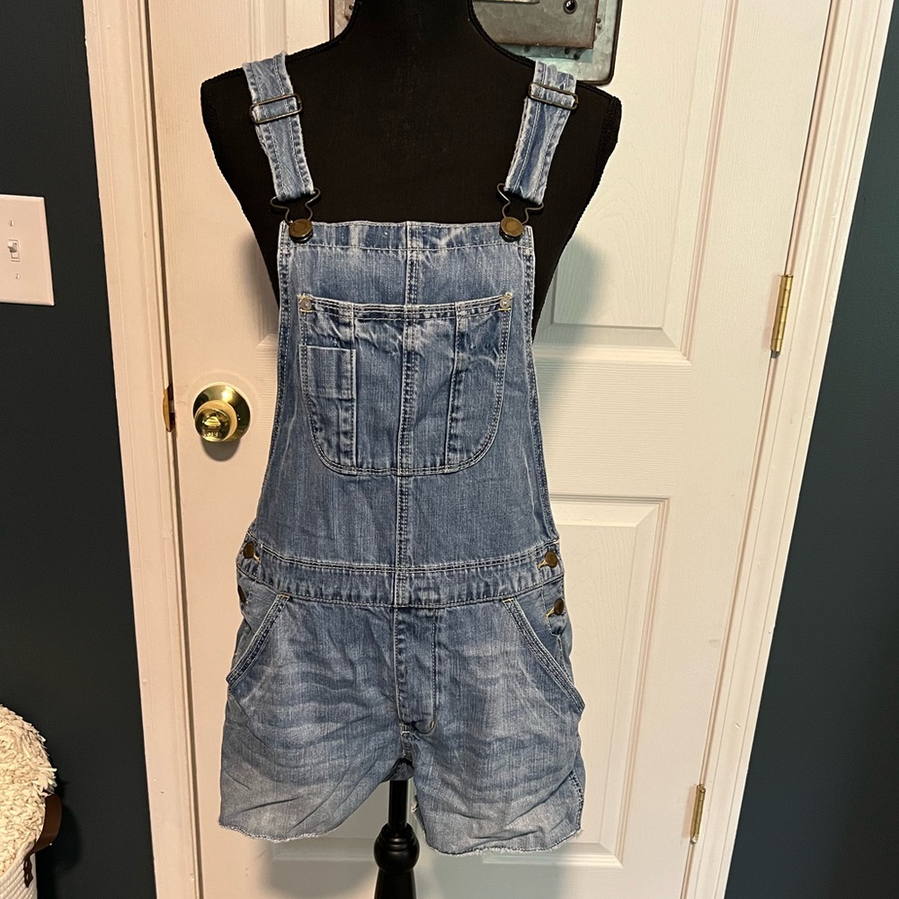 American Eagle shortalls size small